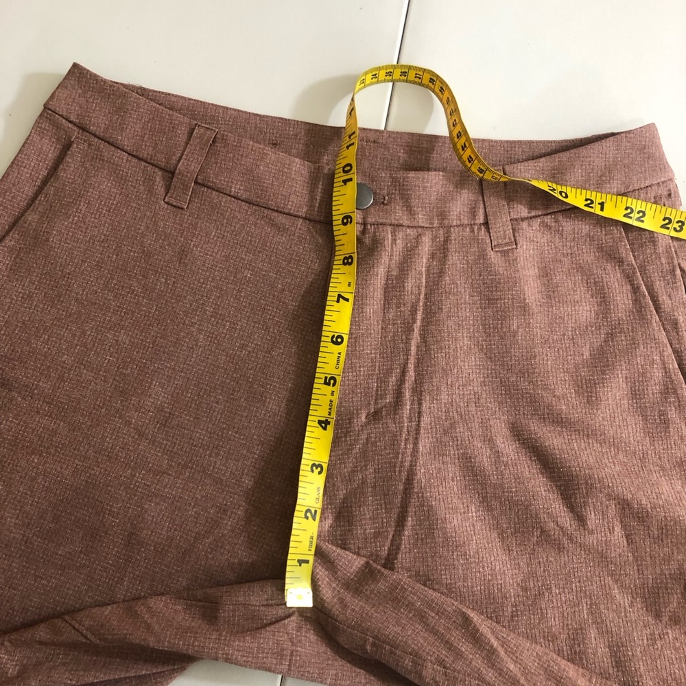 lululemon athletica Brown/coral. Men's Shorts medium/31 - Picture 12 of 13